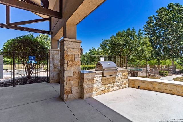 7838 Cactus Plum Dr, San Antonio, TX 78254
