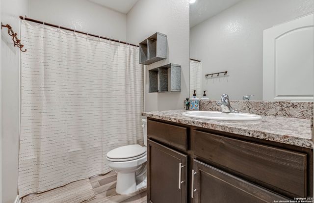 7838 Cactus Plum Dr, San Antonio, TX 78254
