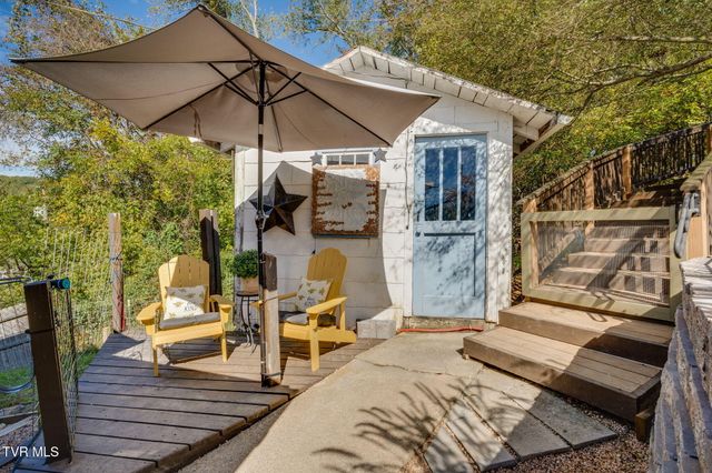 208 Collins Road, Jonesville, VA 24263