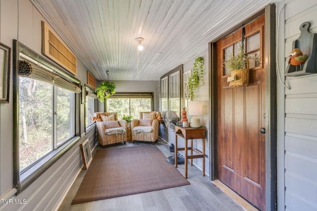 208 Collins Road, Jonesville, VA 24263