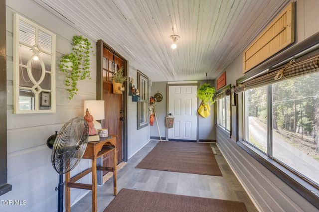 208 Collins Road, Jonesville, VA 24263