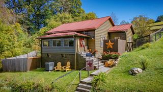 208 Collins Road, Jonesville, VA 24263