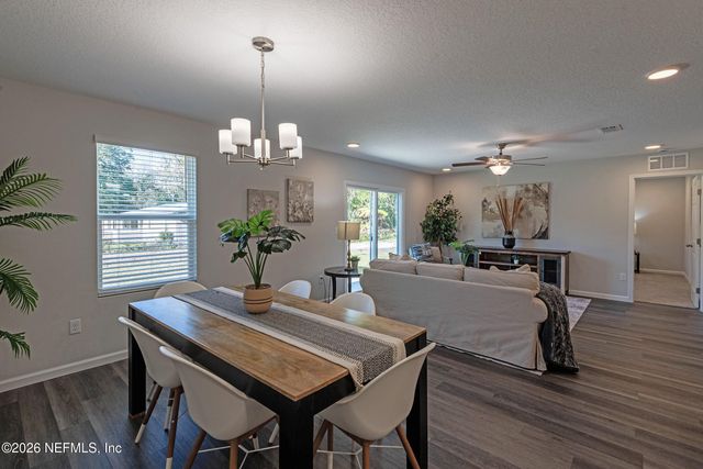 1216 CROWN Drive, Jacksonville, FL 32221