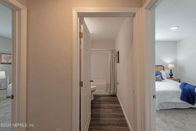 1216 CROWN Drive, Jacksonville, FL 32221