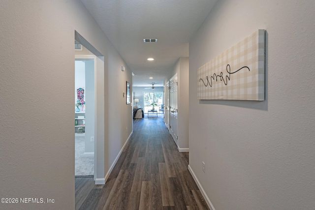 1216 CROWN Drive, Jacksonville, FL 32221