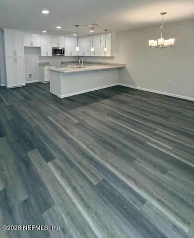 1216 CROWN Drive, Jacksonville, FL 32221