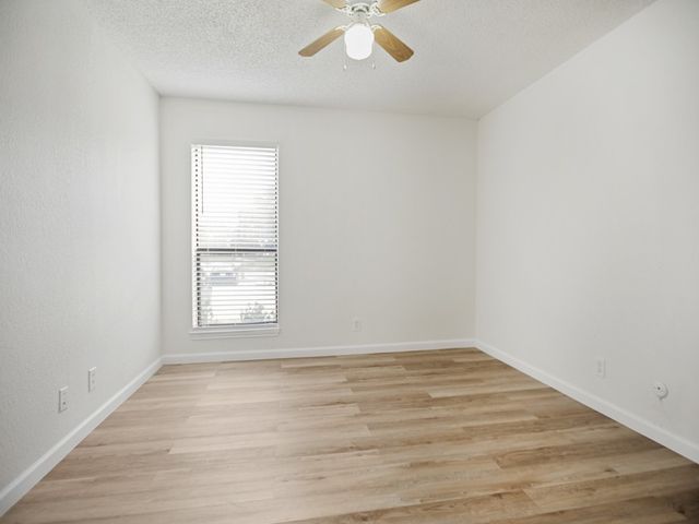 1200 Harwell Drive 1910, Arlington, TX 76011