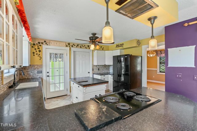 1417 Upland Avenue, Greeneville, TN 37743