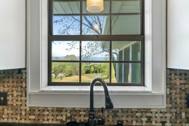 1417 Upland Avenue, Greeneville, TN 37743