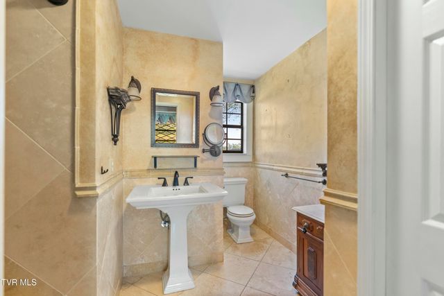 1417 Upland Avenue, Greeneville, TN 37743