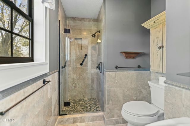 1417 Upland Avenue, Greeneville, TN 37743