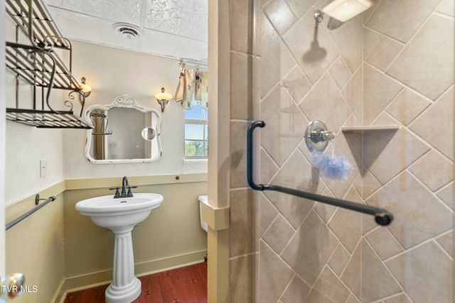 1417 Upland Avenue, Greeneville, TN 37743