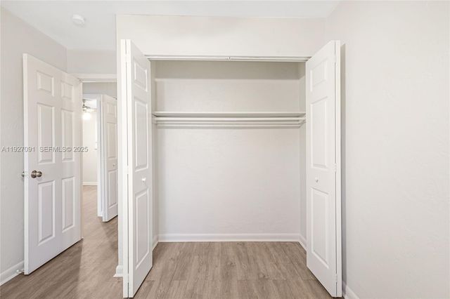 3680 SW 16th St, Fort Lauderdale, FL 33312