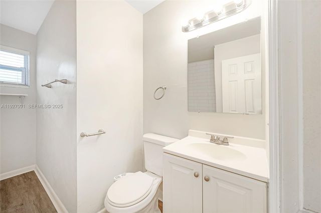 3680 SW 16th St, Fort Lauderdale, FL 33312