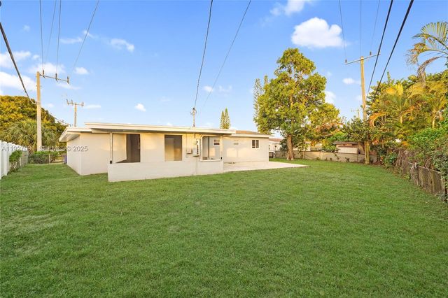 3680 SW 16th St, Fort Lauderdale, FL 33312