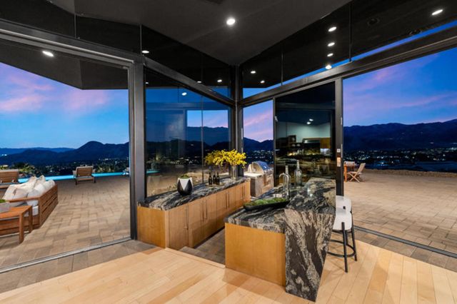 48710 Paisano Road, Palm Desert, CA 92260