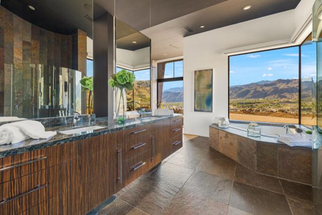 48710 Paisano Road, Palm Desert, CA 92260