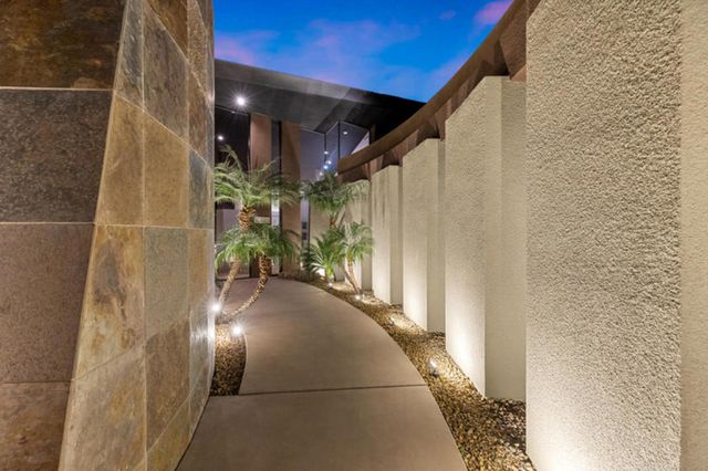 48710 Paisano Road, Palm Desert, CA 92260