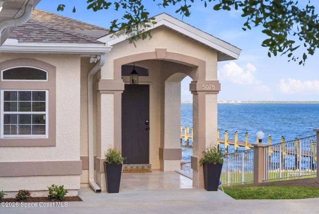 5075 Dixie Highway NE, Palm Bay, FL 32905