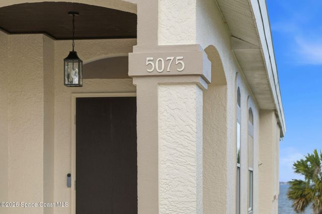 5075 Dixie Highway NE, Palm Bay, FL 32905