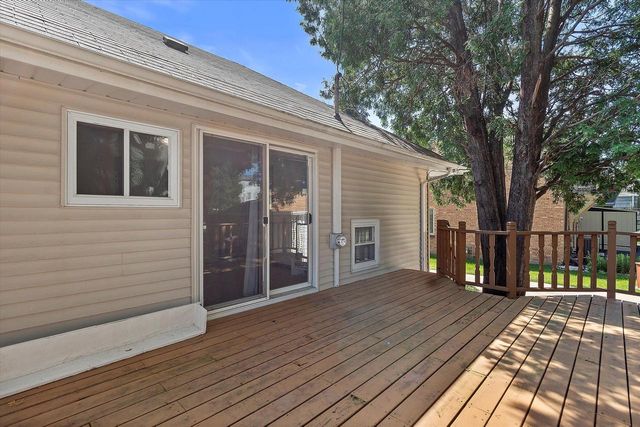 2177 S 92nd STREET, West Allis, WI 53227