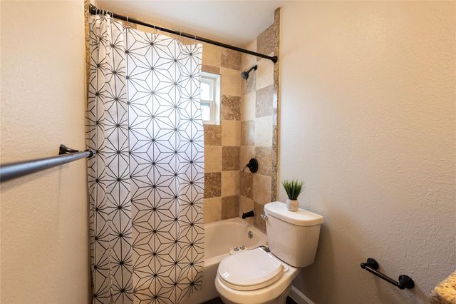 14419 Wadebridge Way, Houston, TX 77015
