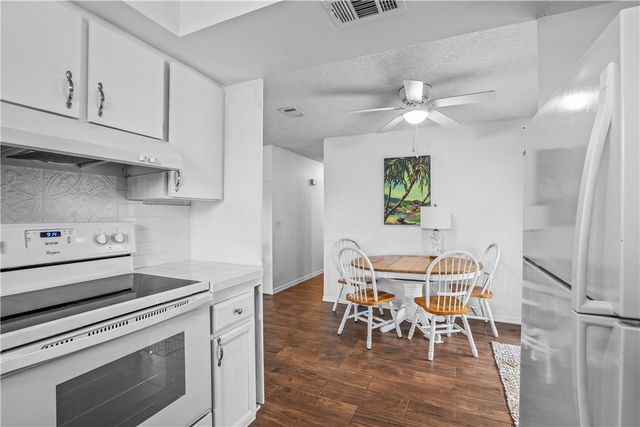 1255 18th Avenue SW, Vero Beach, FL 32962