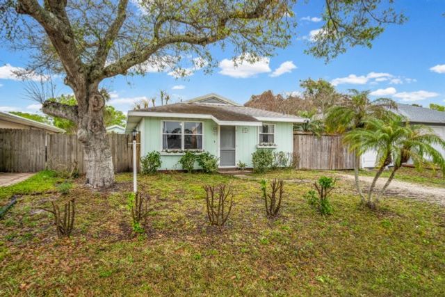 1255 18th Avenue SW, Vero Beach, FL 32962