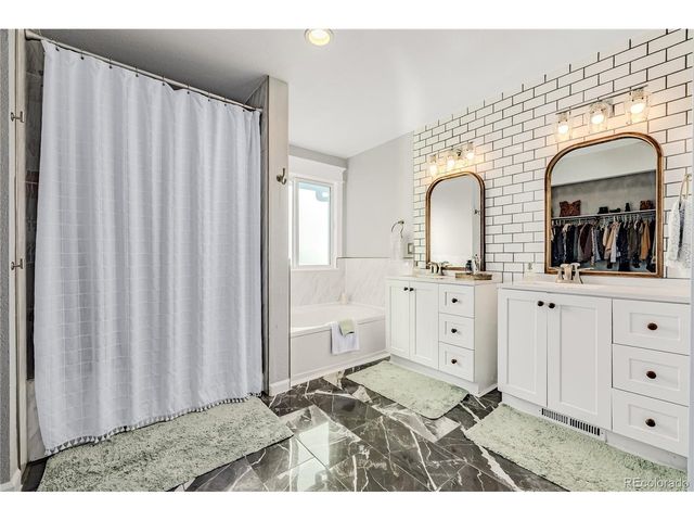 5106 Dvorak Cir, Frederick, CO 80504