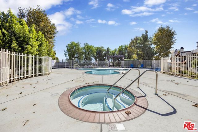 12330 Osborne Street 77, Pacoima (los Angeles), CA 91331