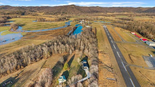 105 Karin Dr, Stanton, KY 40380