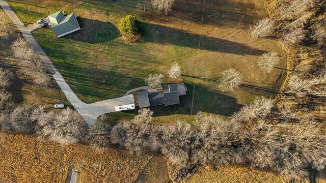 105 Karin Dr, Stanton, KY 40380