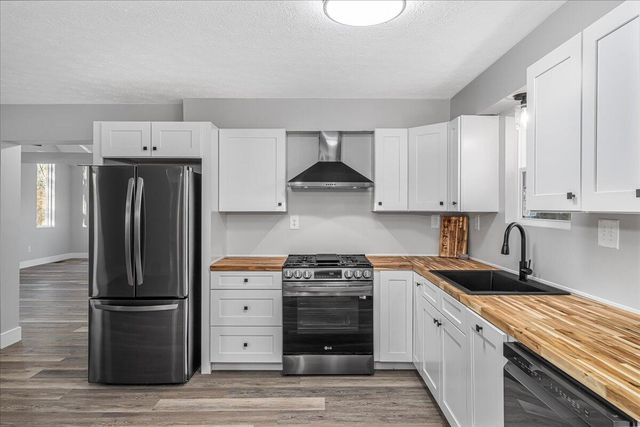 105 Karin Dr, Stanton, KY 40380