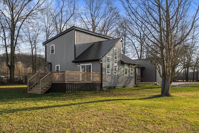 105 Karin Dr, Stanton, KY 40380