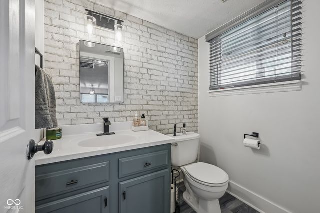 536 Waterford Way, Danville, IN 46122