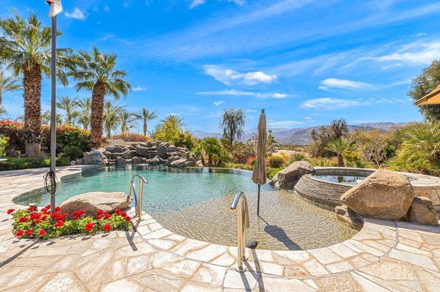 4 Terra Vista Court, Rancho Mirage, CA 92270