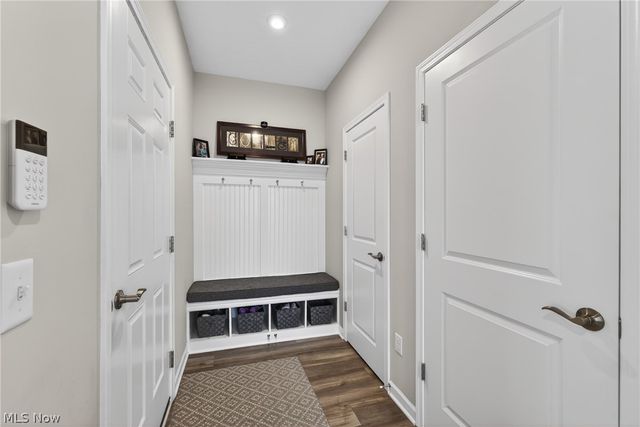 7802 Hunting Lake Drive, Painesville, OH 44077