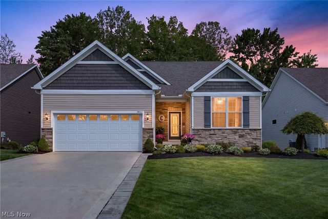 7802 Hunting Lake Drive, Painesville, OH 44077