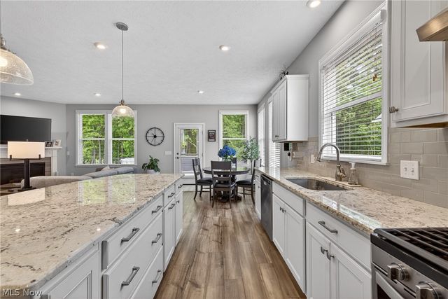 7802 Hunting Lake Drive, Painesville, OH 44077