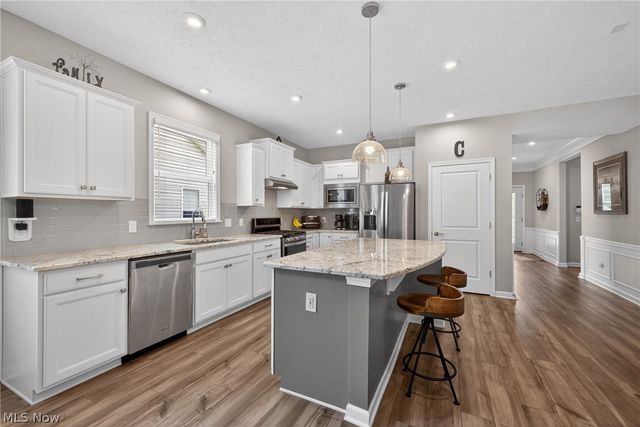 7802 Hunting Lake Drive, Painesville, OH 44077