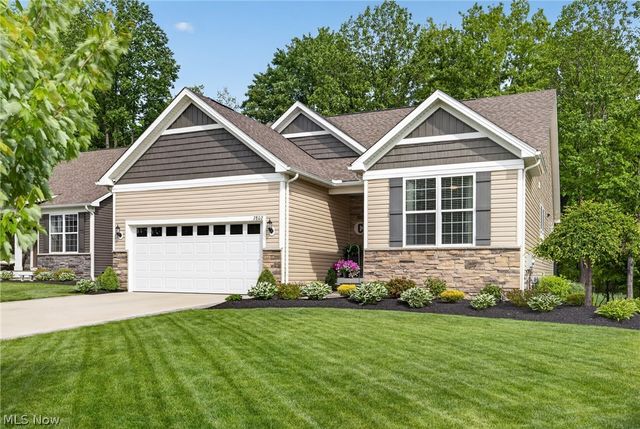 7802 Hunting Lake Drive, Painesville, OH 44077