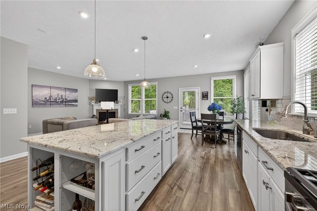 7802 Hunting Lake Drive, Painesville, OH 44077