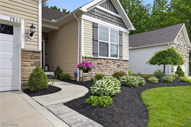 7802 Hunting Lake Drive, Painesville, OH 44077