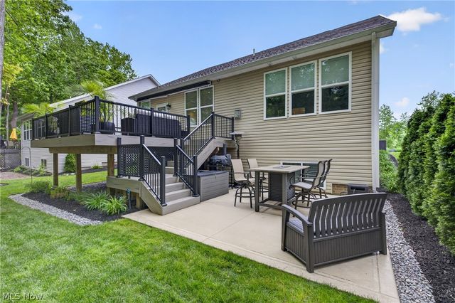 7802 Hunting Lake Drive, Painesville, OH 44077