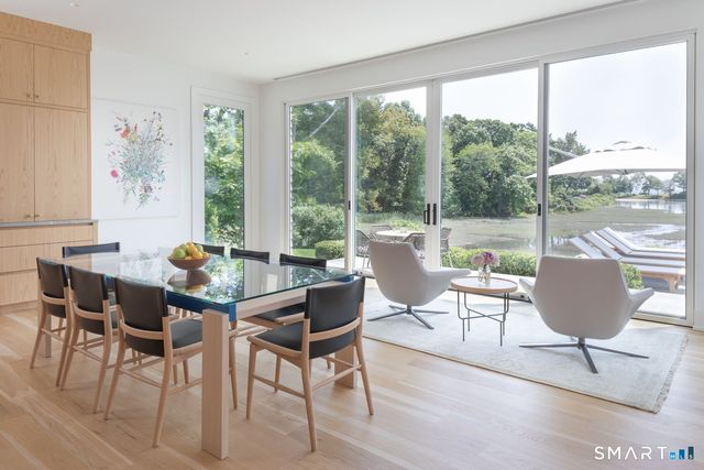 19 Beachside Common, Westport, CT 06880