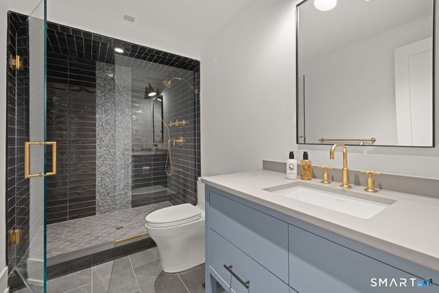 19 Beachside Common, Westport, CT 06880