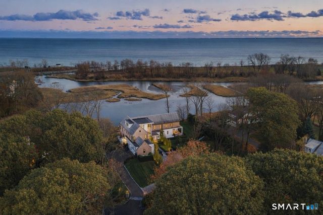 19 Beachside Common, Westport, CT 06880