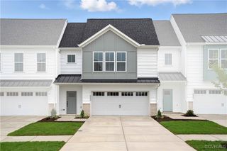6900 Sunrise Oasis Ln, Midlothian, VA 23112
