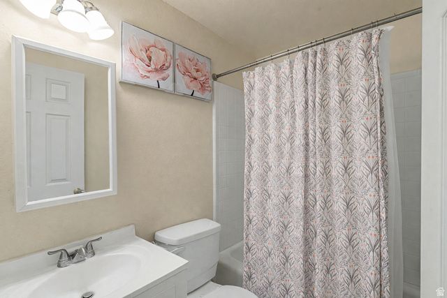 52 W 1425 N, Sunset, UT 84015