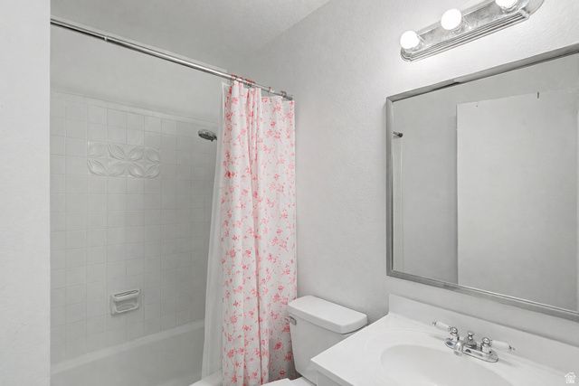 52 W 1425 N, Sunset, UT 84015